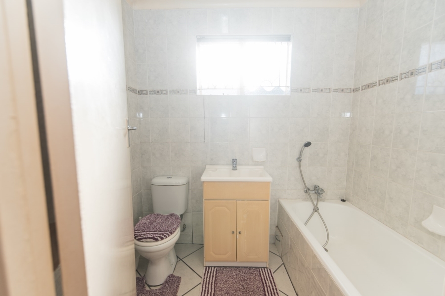 3 Bedroom Property for Sale in West End Eastern Cape